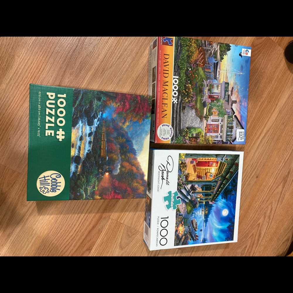 Lot of 3 jigsaw puzzles 1000 pieces each